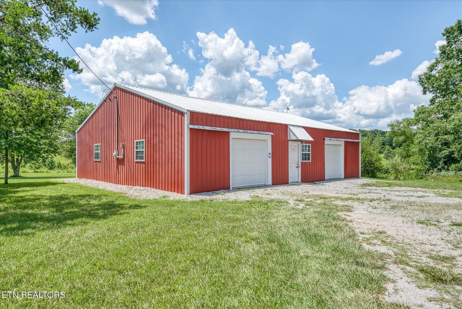 Property Photo: 5660 Dunbar Rd TN 38572