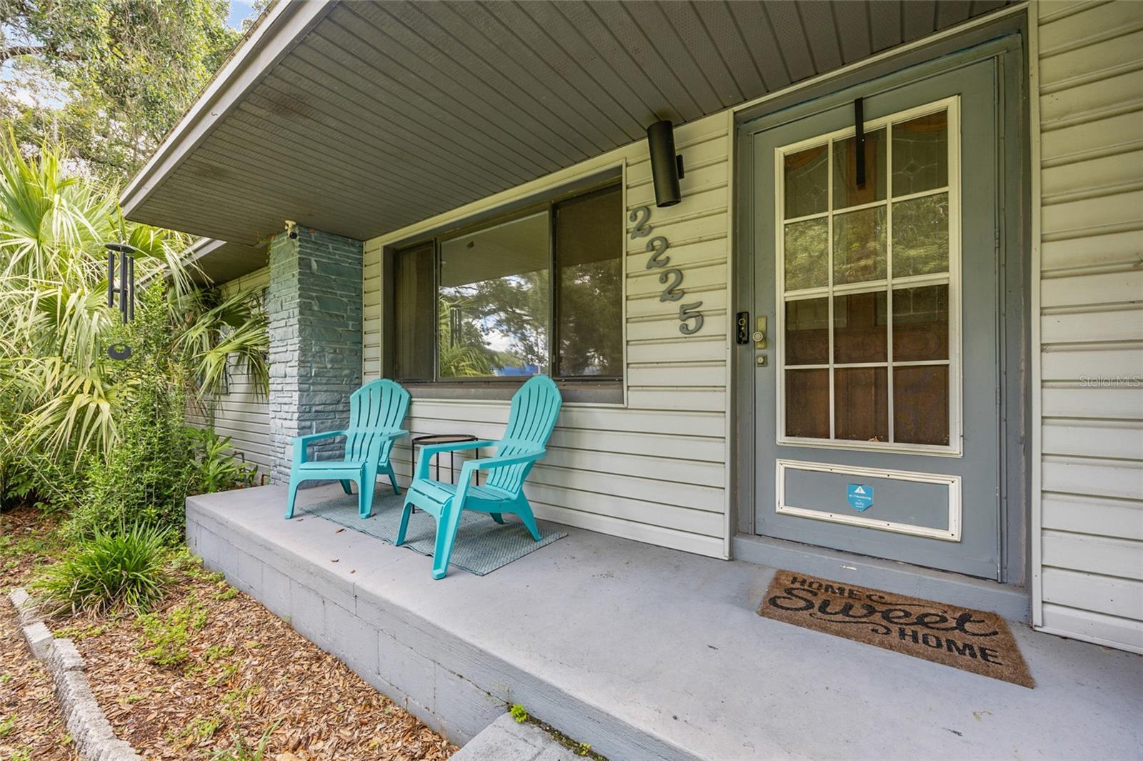Property Photo: 2225 NE 6th Terrace FL 32609