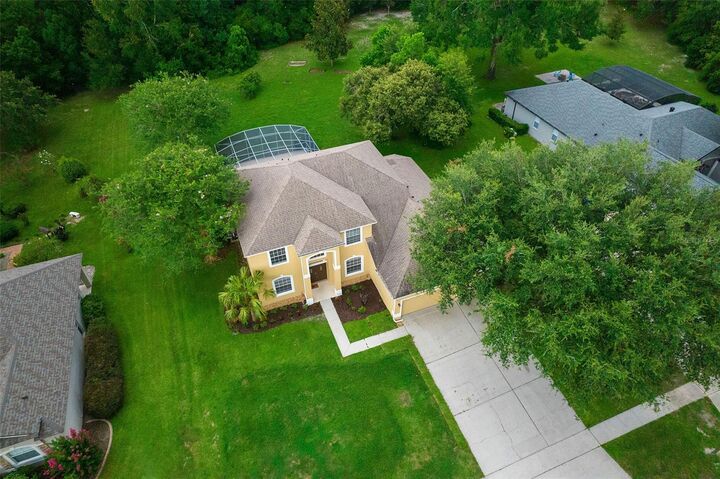 Property Photo:  3617 Haddington Court  FL 32712 