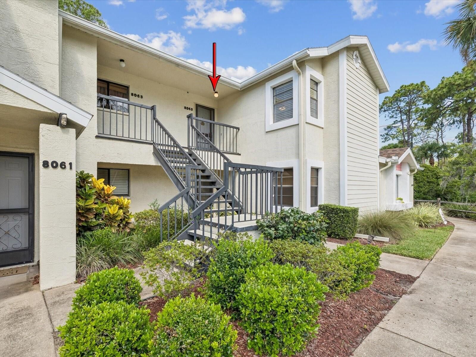 Property Photo:  8065 Picketts Court C  FL 34613 