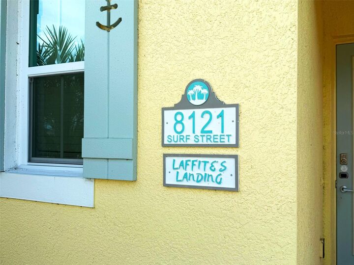 Property Photo:  8121 Surf Street  FL 34747 