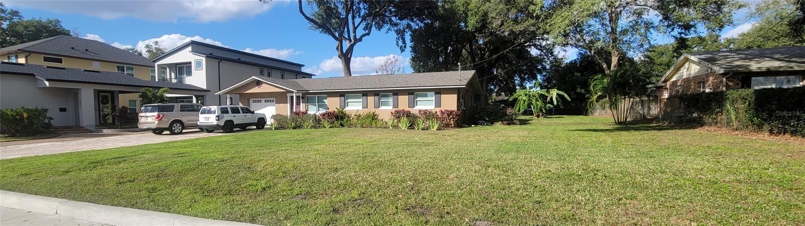 Property Photo: 1903 Simonton Avenue FL 32806