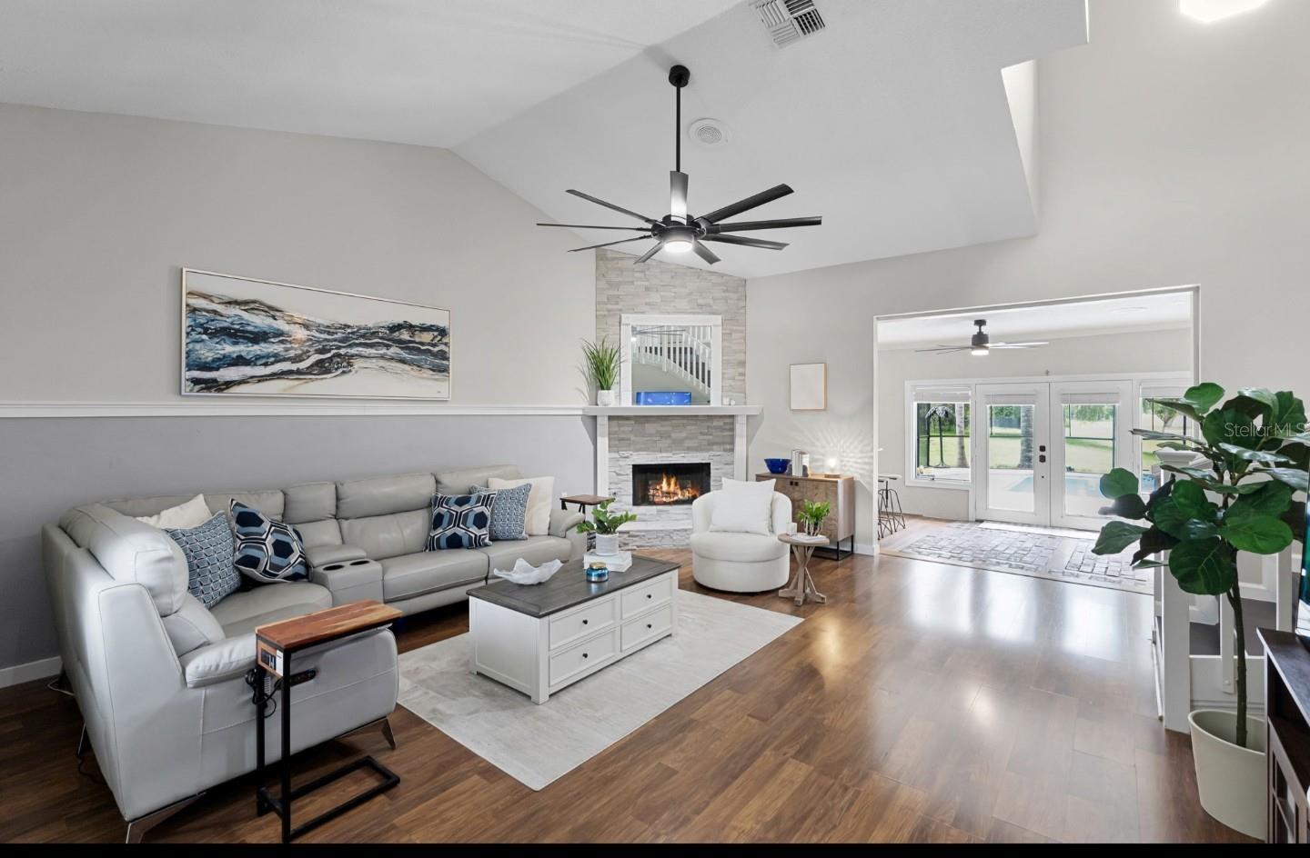 Property Photo:  4251 Willow Bay Drive  FL 34787 