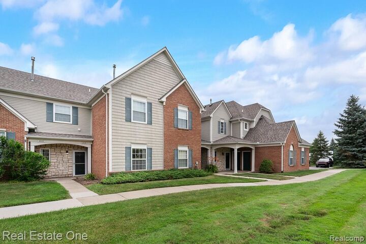 Property Photo:  2113 Marissa Way 99  MI 48316 5622 
