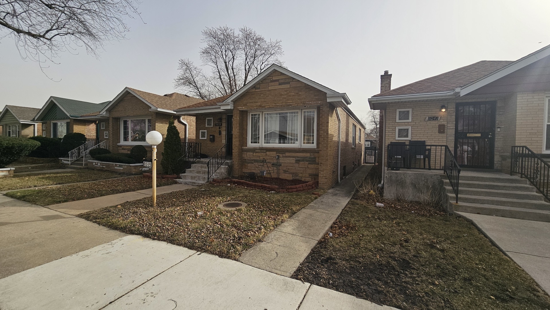 Property Photo:  9039 S Phillips Avenue  IL 60617 