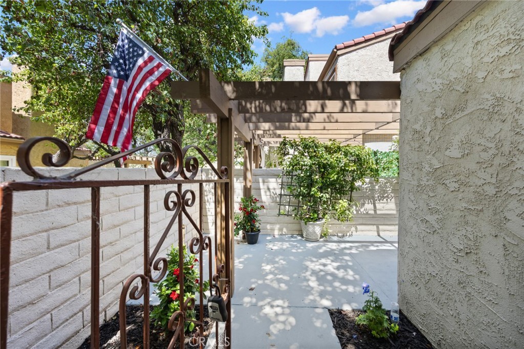1304 Calle Grande 68  Fullerton CA 92835 photo