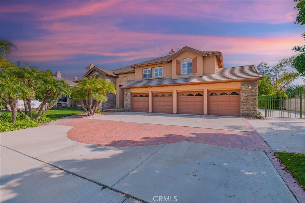 Property Photo: 27860 Mount Shasta Way CA 92887
