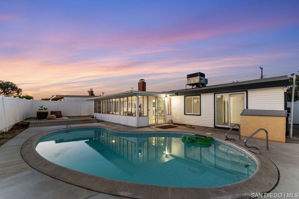 Property Photo: 3424 Lockwood Dr CA 92123