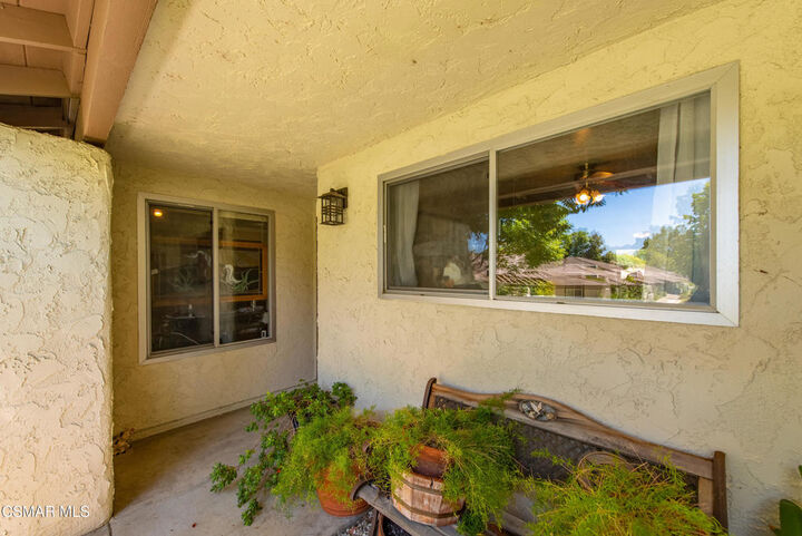 Property Photo:  1122 Canterford Circle  CA 91361 