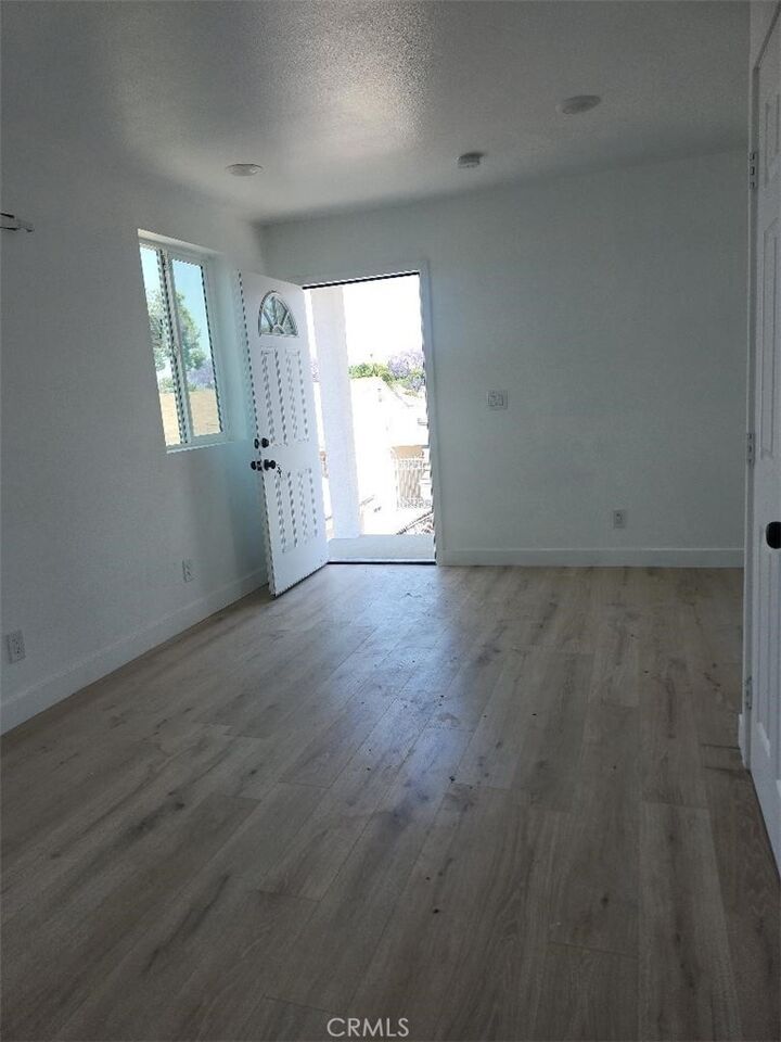 Property Photo:  10531 Alexander Avenue  CA 90280 