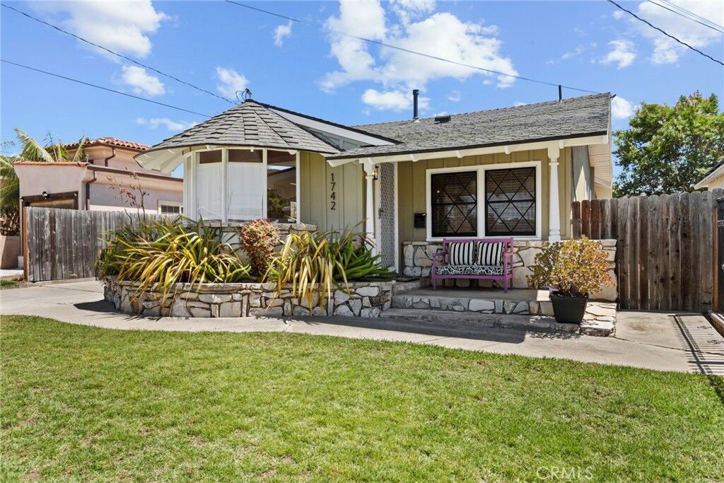 Property Photo:  1742 253rd Street  CA 90717 