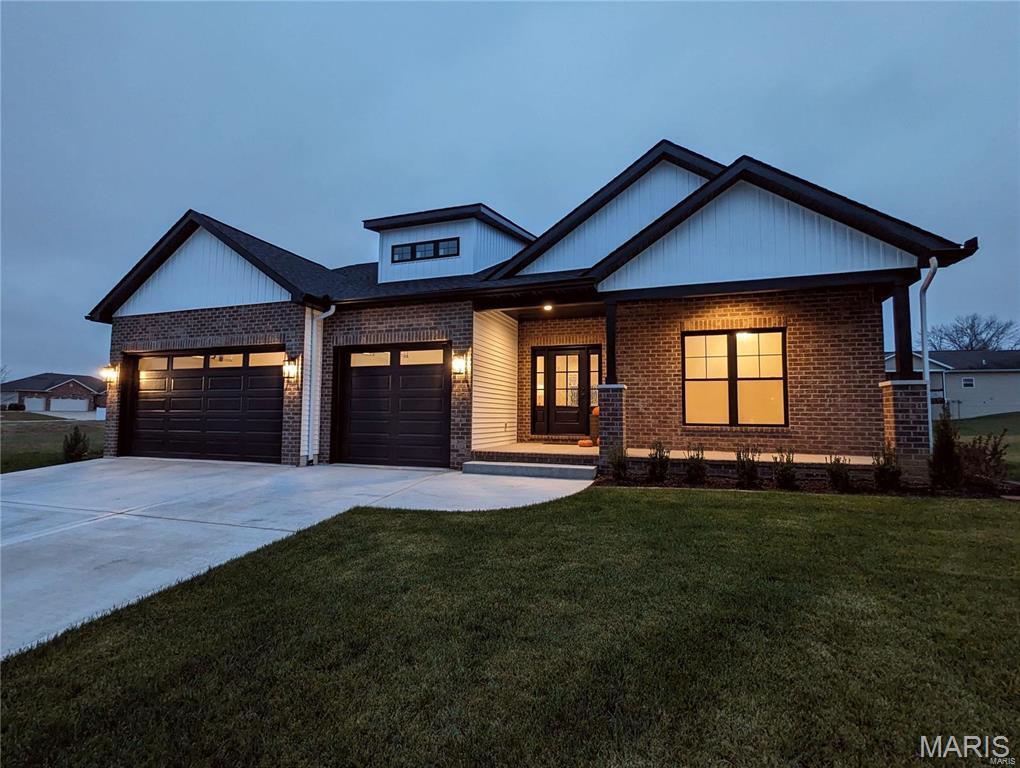 Property Photo: 8748 Wendell Creek Drive IL 62281