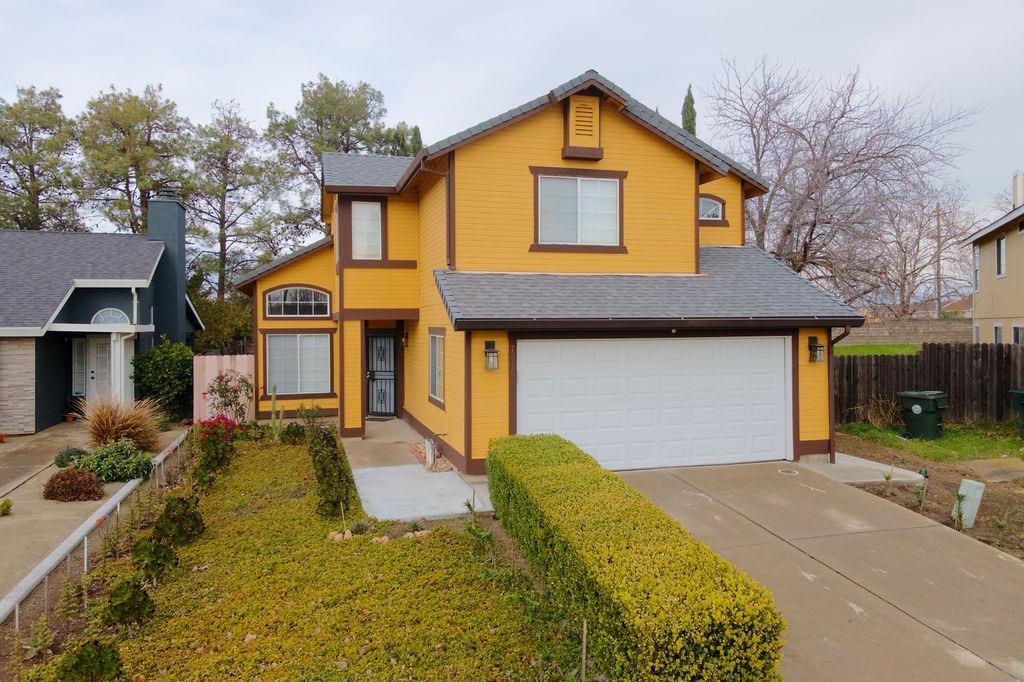 Property Photo:  7610 Bluebrook Way  CA 95823 