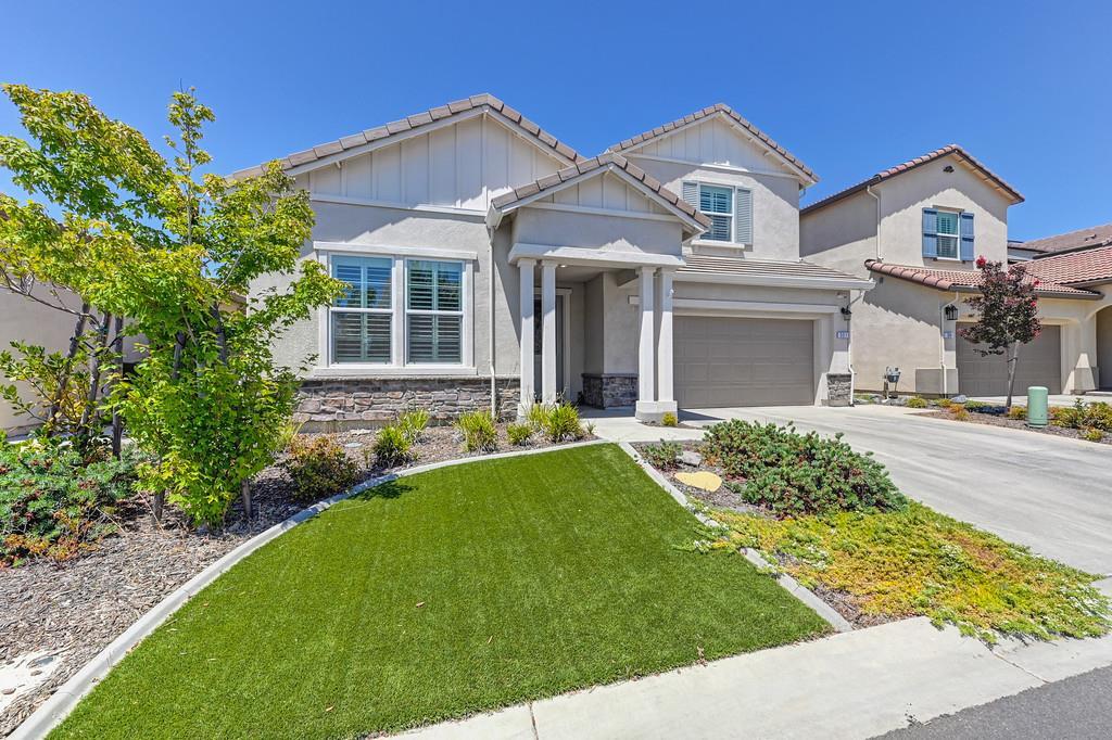 Property Photo:  301 Gleam Place  CA 95747 