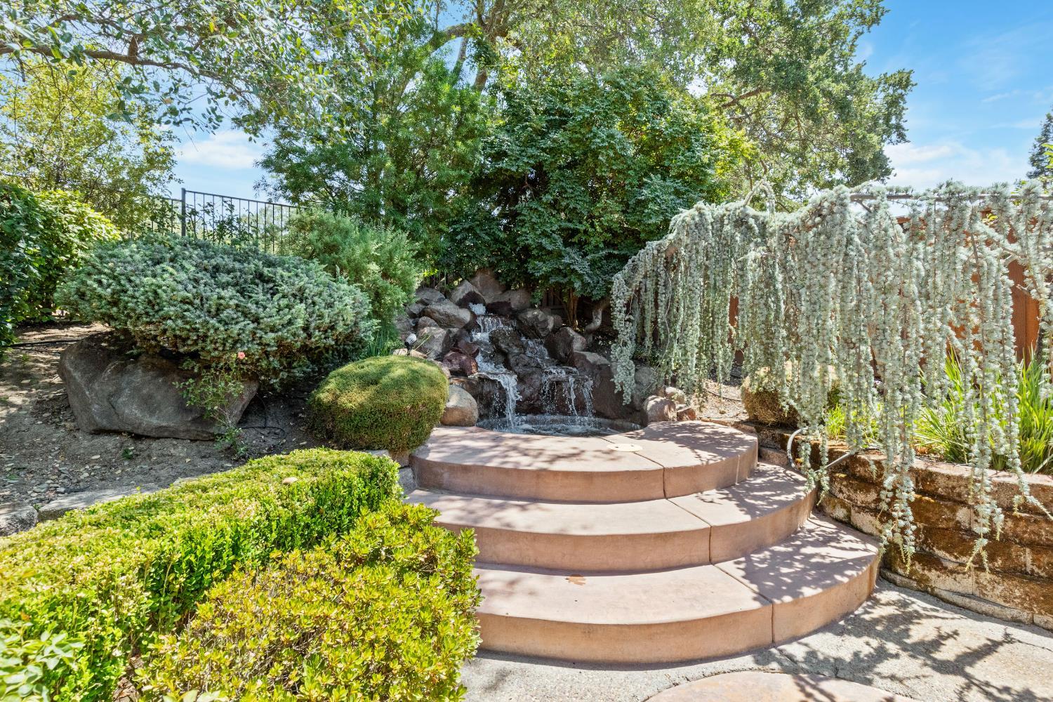Property Photo: 5081 Eagleton Way CA 95746