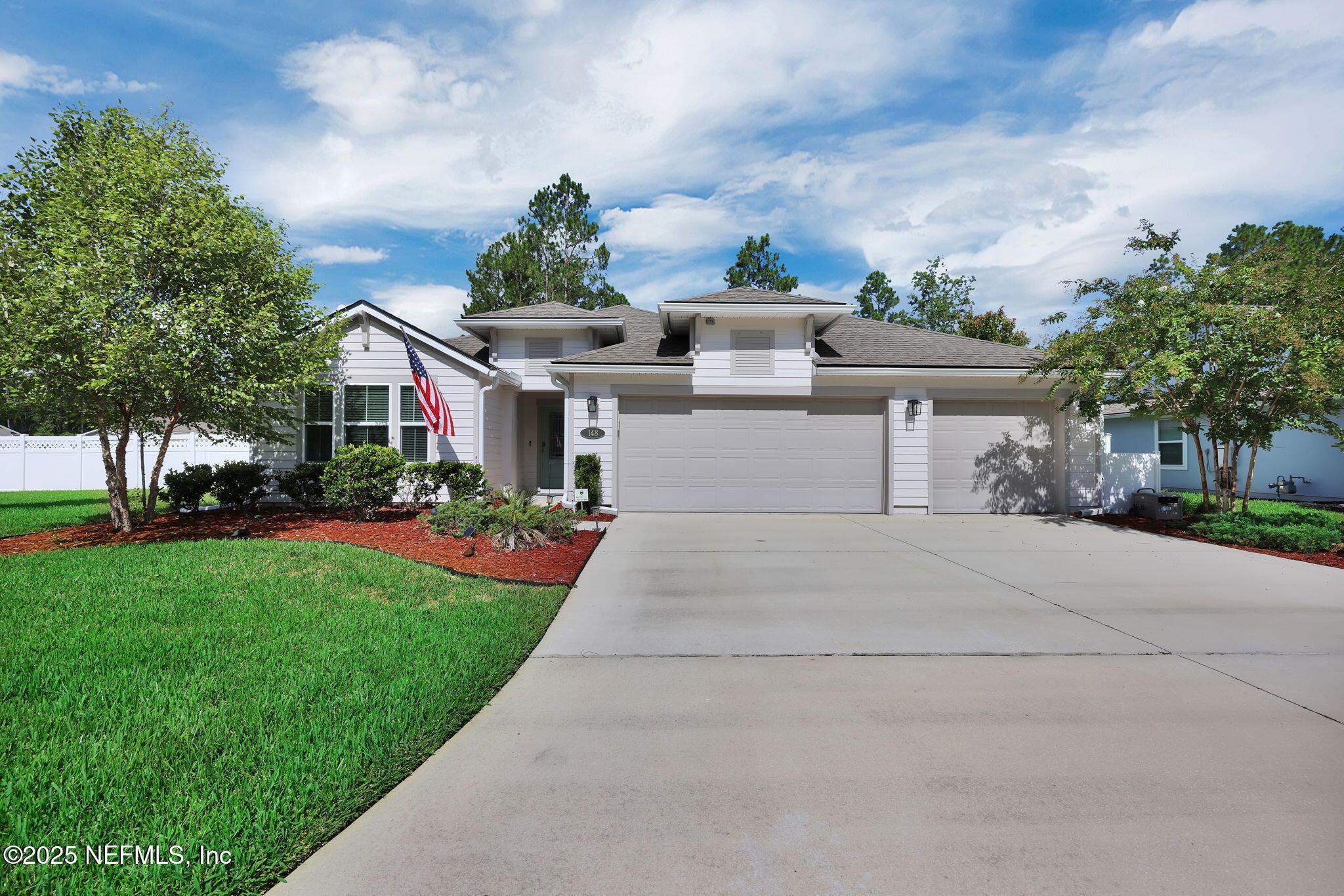Property Photo: 148 Balmoral Castle Drive FL 32259