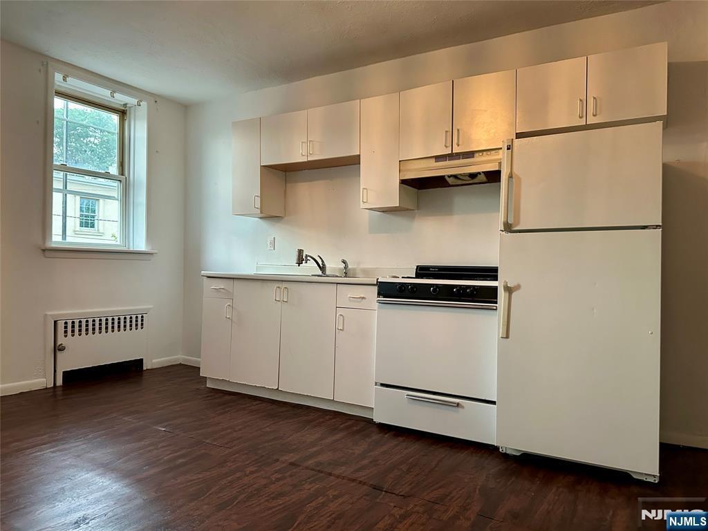Property Photo: 530 Valley Brook Avenue 2fl NJ 07071