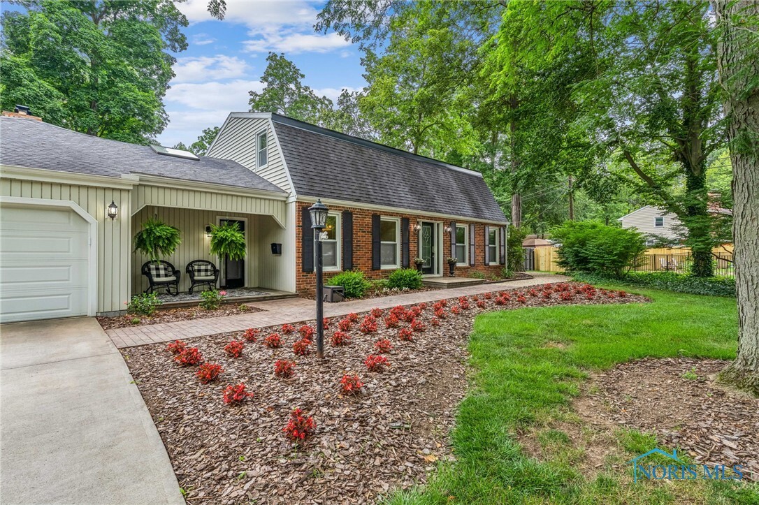 Property Photo: 618 Sutton Place OH 45840