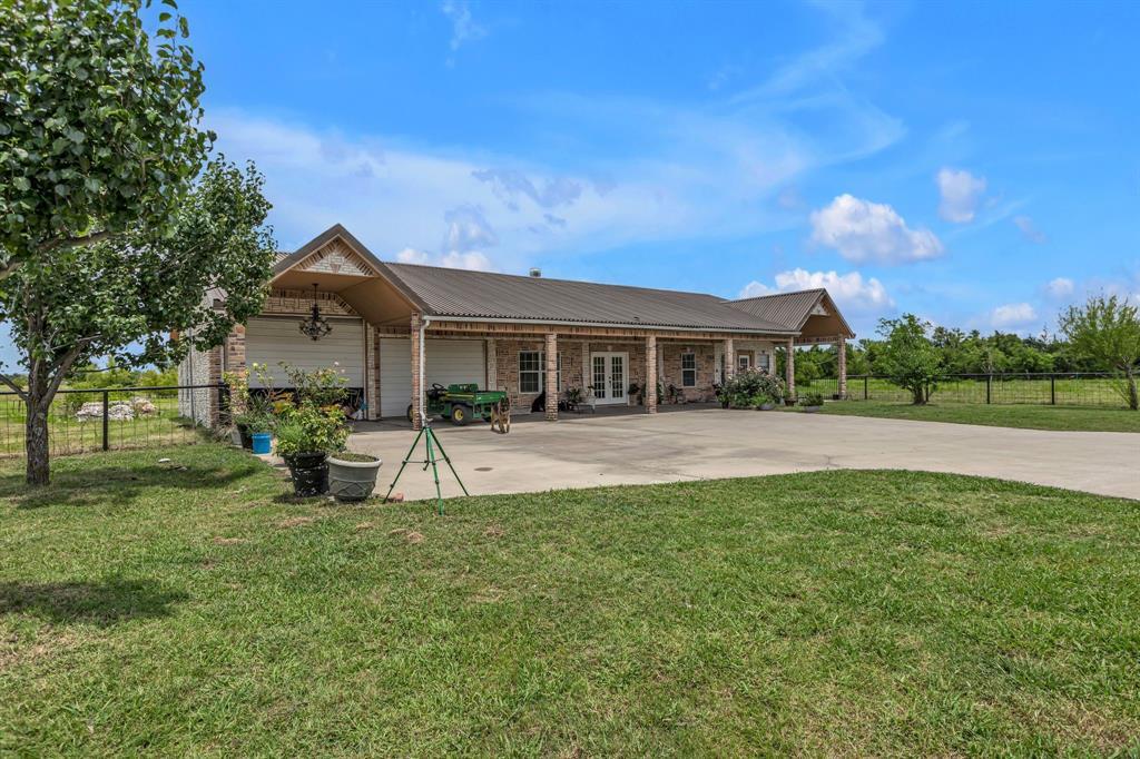 Property Photo: 9500 Nacogdoches Trail TX 75126