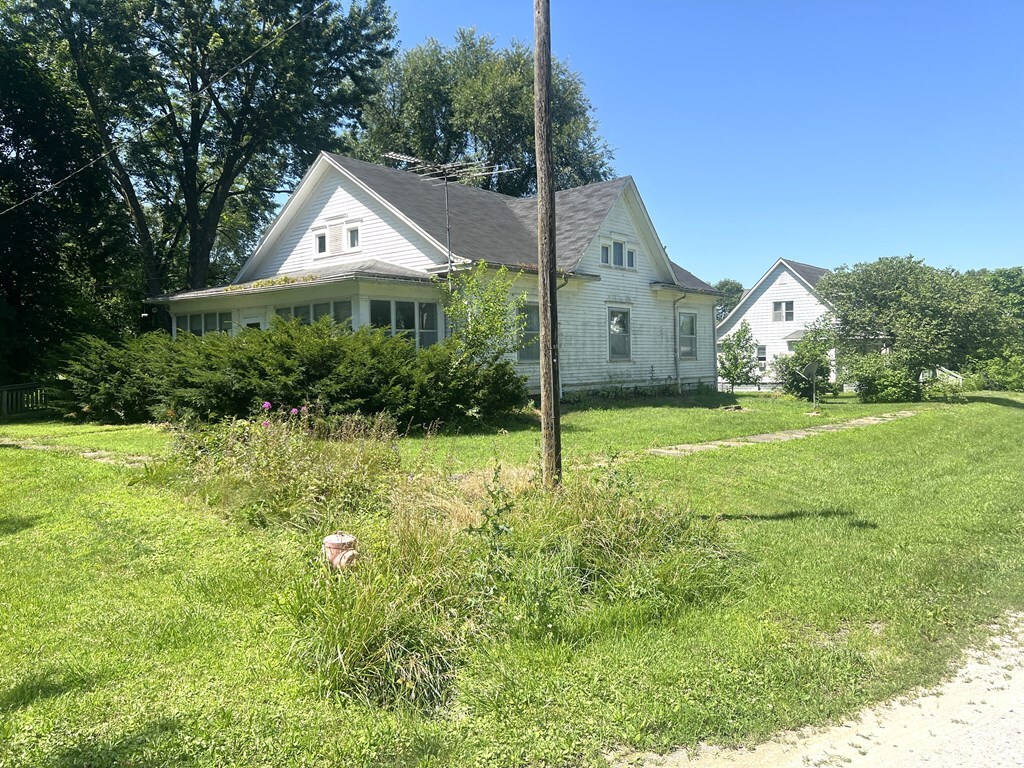 Property Photo: 110 Van Buren Street MO 64630