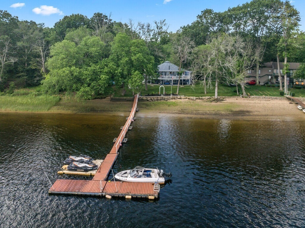 Property Photo:  108 Pleasant Valley Rd  MA 01913 