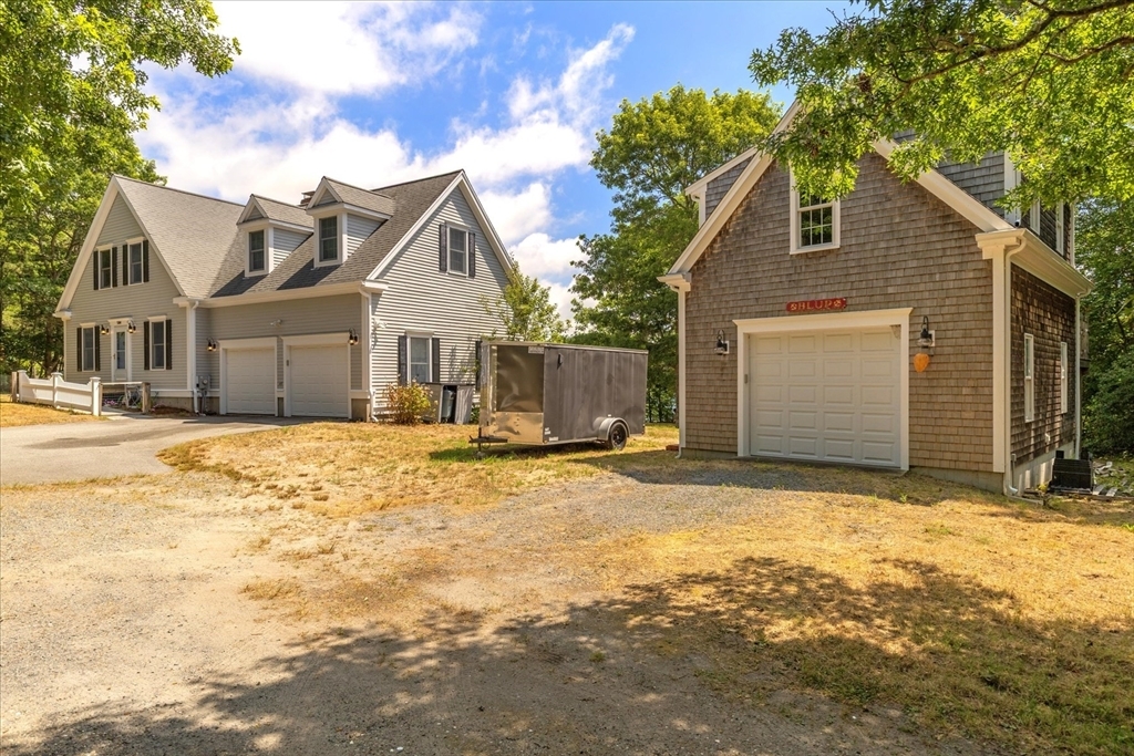 Property Photo:  504 Old Chatham Road  MA 02641 