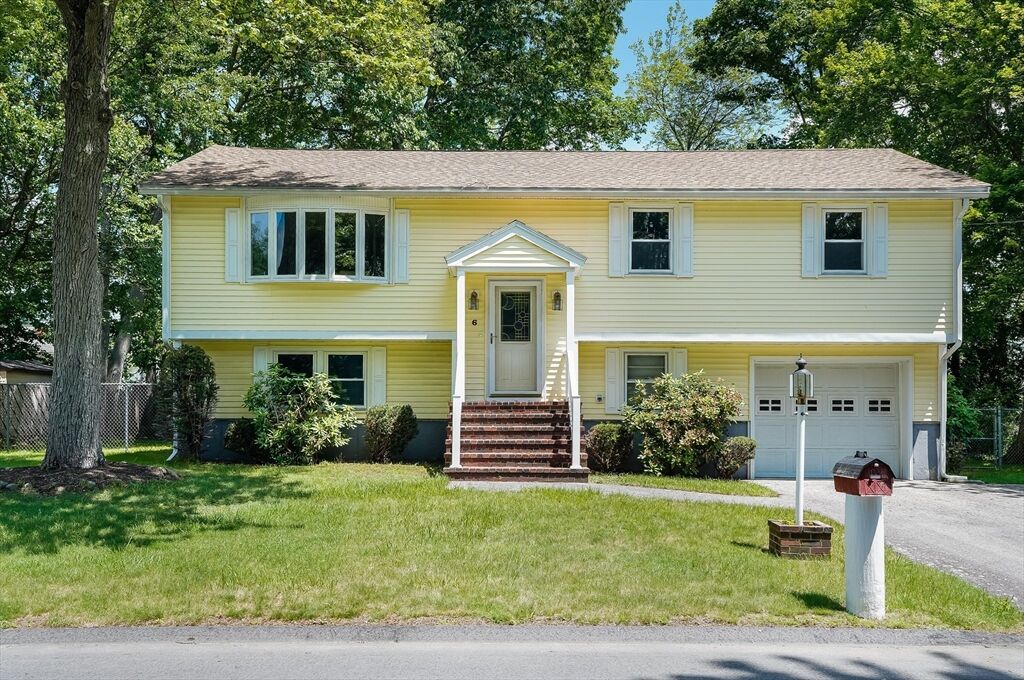 Property Photo: 6 Wabon Cir MA 01844