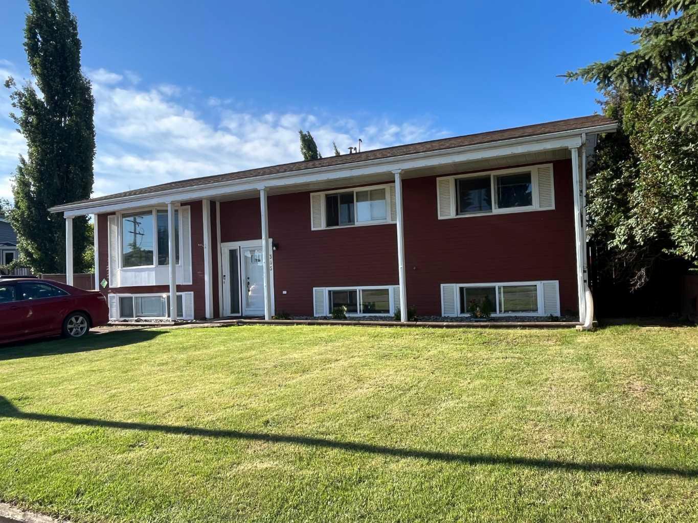 305 6 Avenue NW  Slave Lake AB T0G 2A1 photo