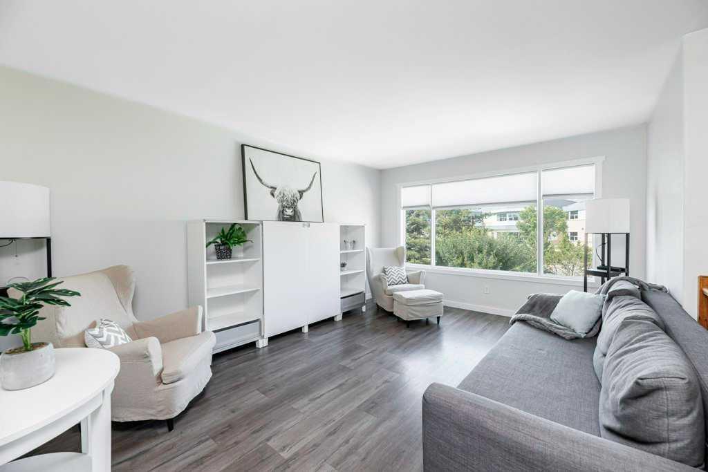 Property Photo: 35 Lees Street AB T4R 2P1