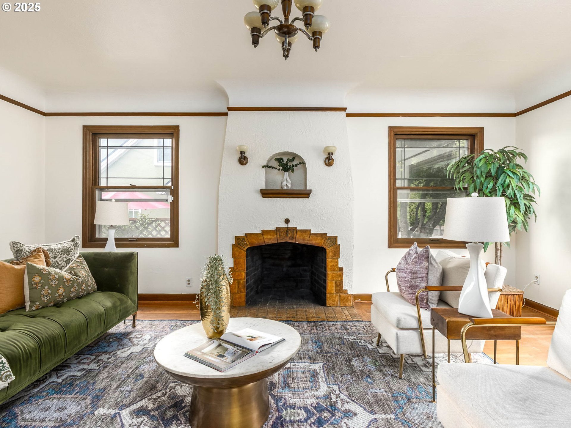 Property Photo:  3335 SE 43rd Ave  OR 97206 