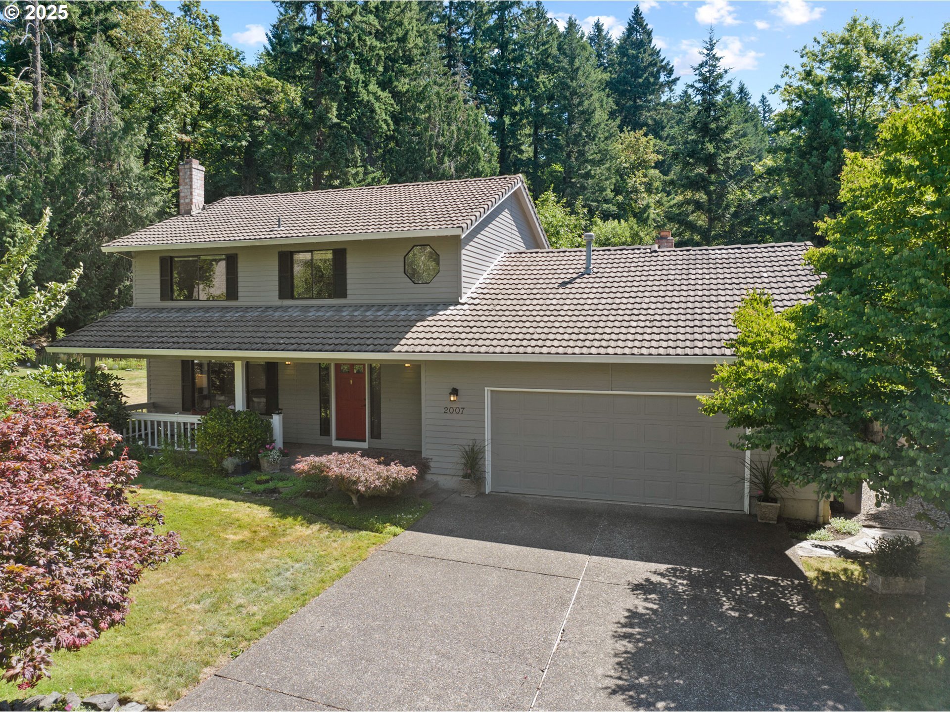 Property Photo: 2007 SW Arnold St OR 97219