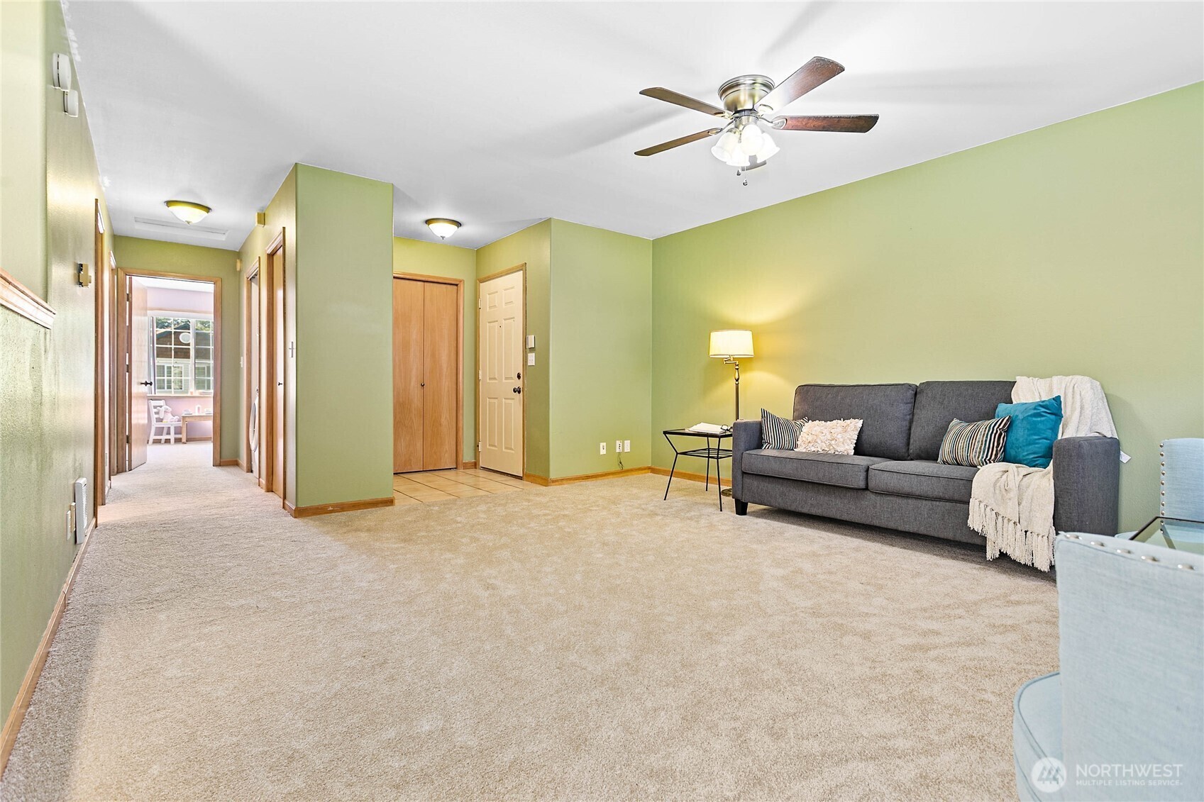 Property Photo: 639 W Horton Way 228 WA 98226