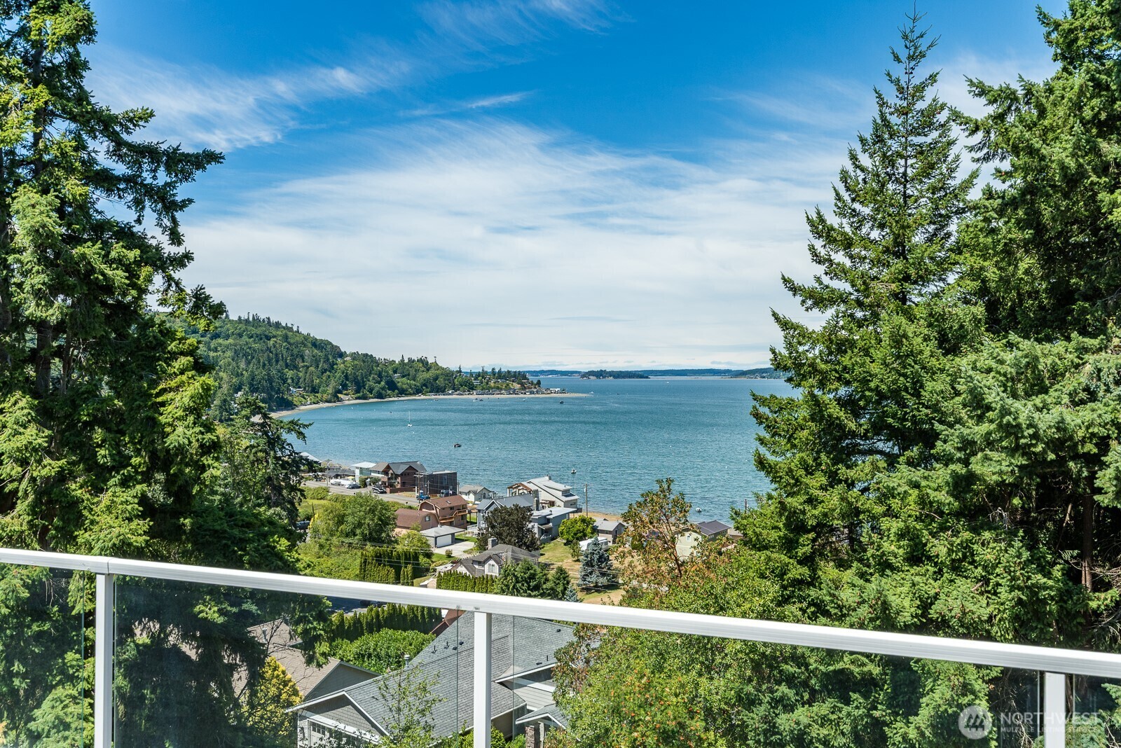 Property Photo:  1107  Puesta Del Sol  WA 98282 