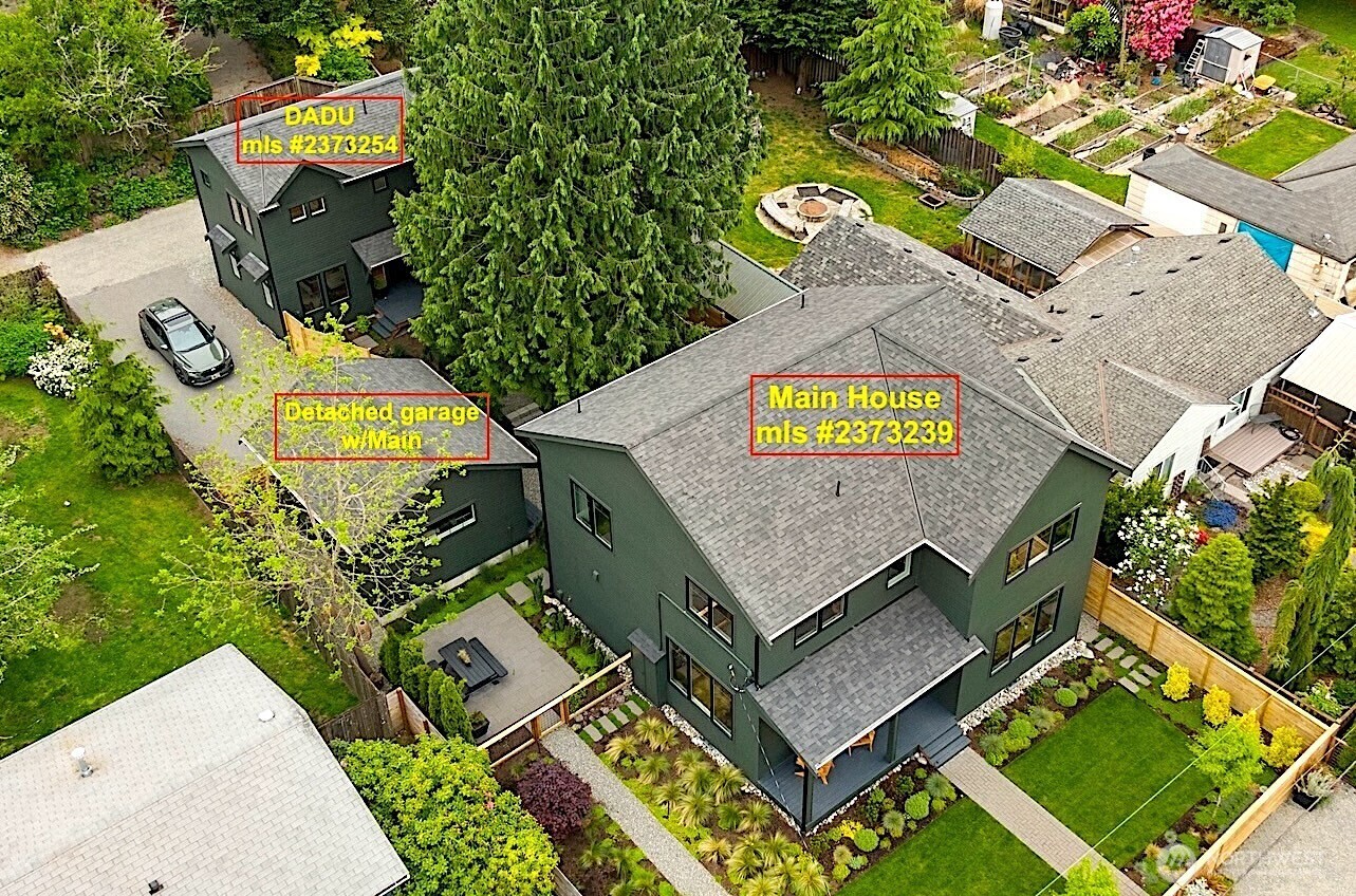 Property Photo: 10419 41st Avenue SW A & B WA 98146