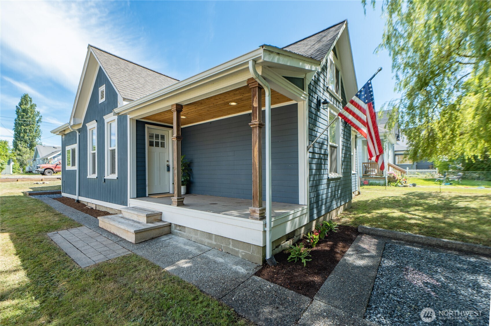 Property Photo: 462 G Street WA 98230
