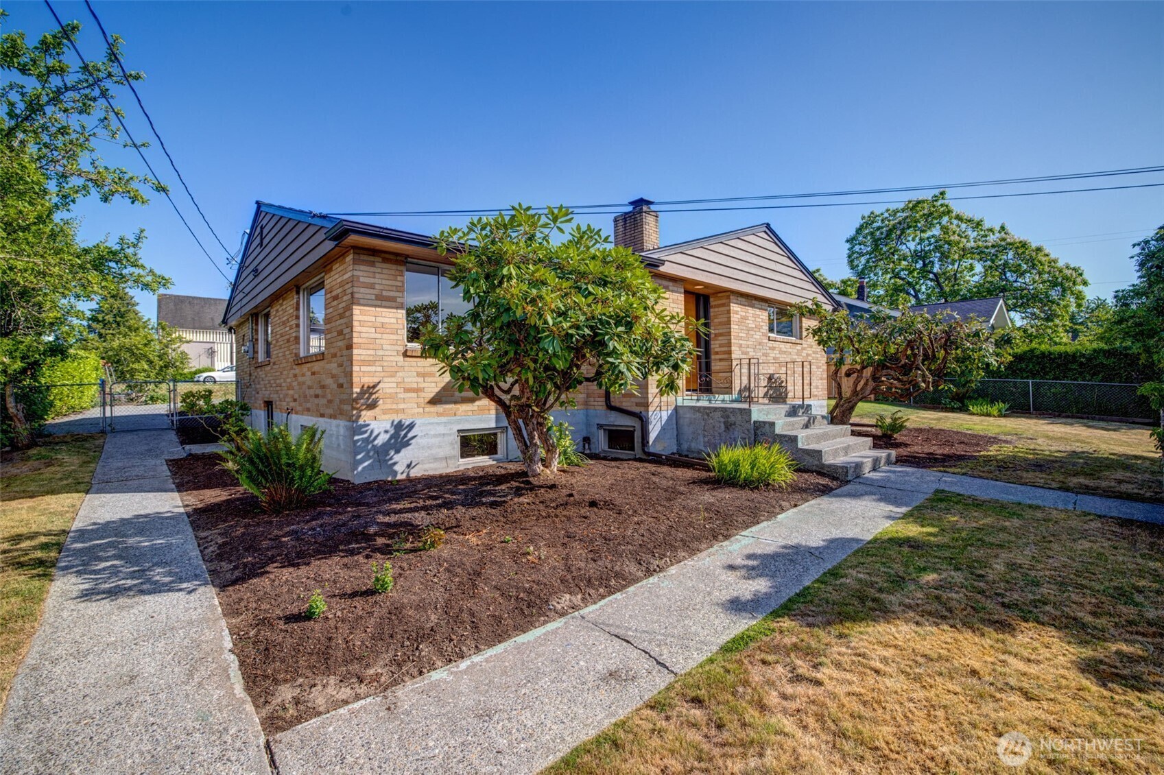 Property Photo: 6011 S Roxbury Street WA 98118