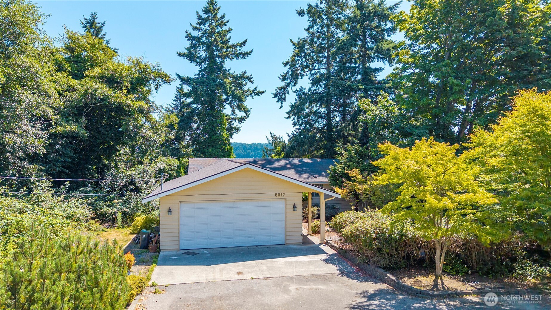 Property Photo: 5017 Harbor Hills Drive WA 98249