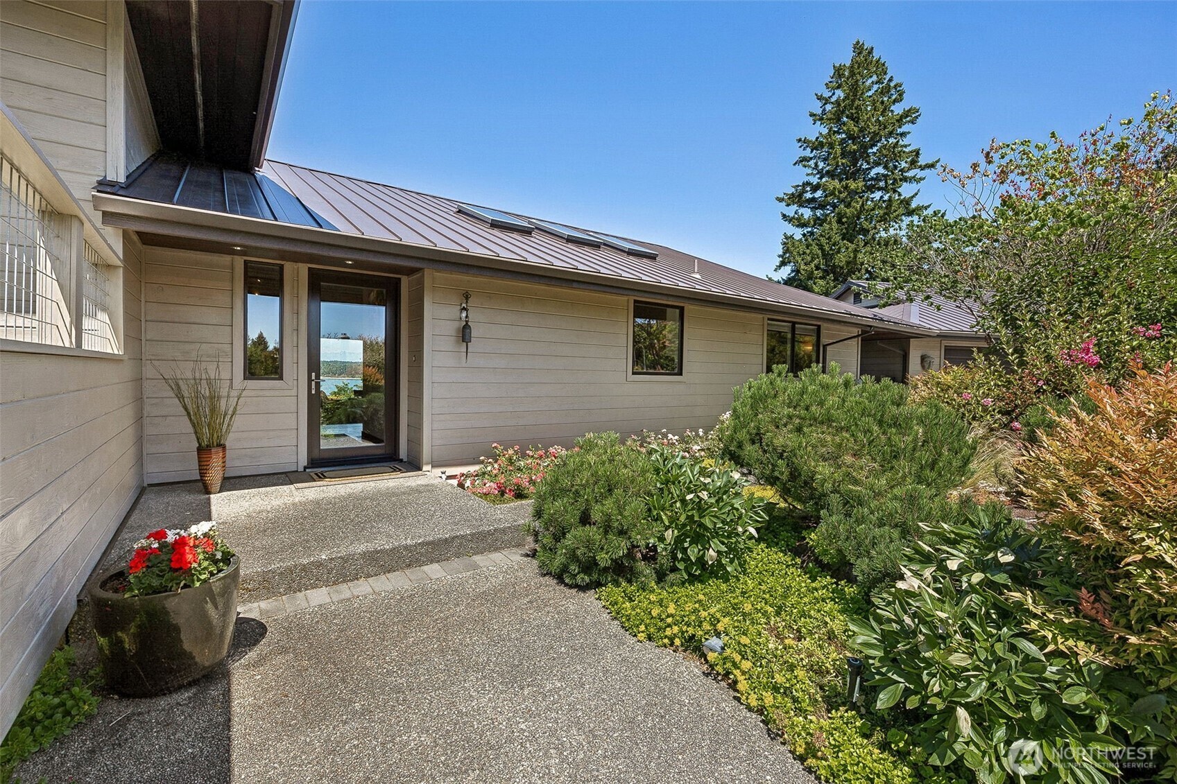 Property Photo: 9211 96th Street NW WA 98332