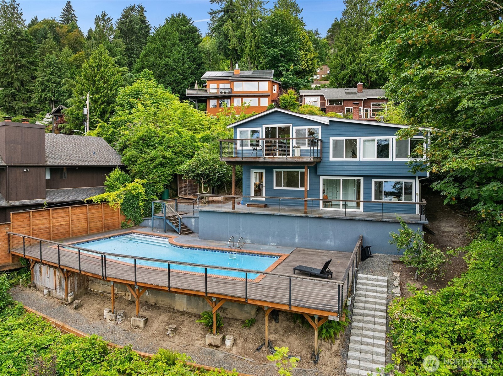Property Photo:  13722  42nd Avenue NE  WA 98125 