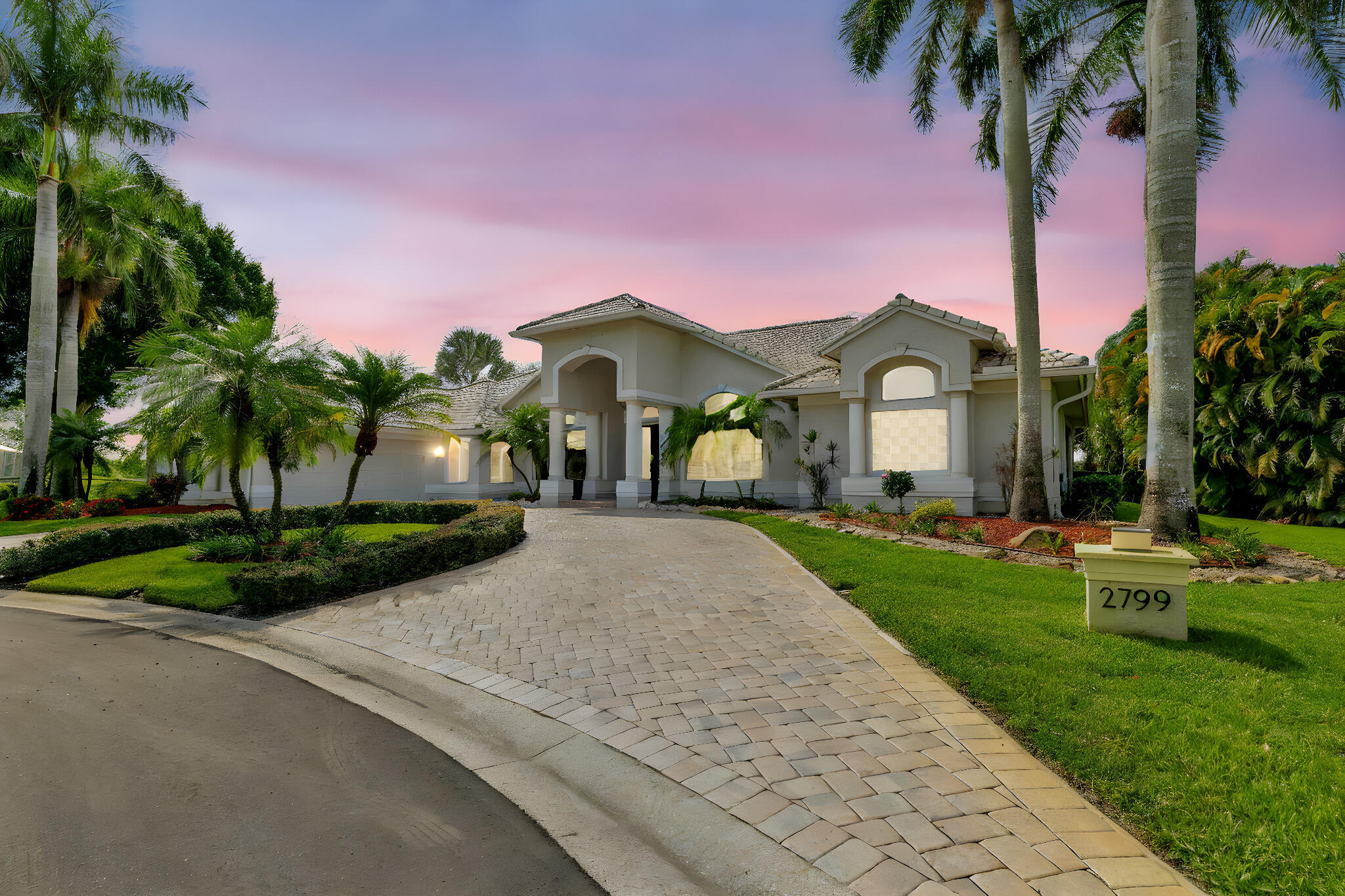 Property Photo: 2799 SE Bluem Way FL 34952