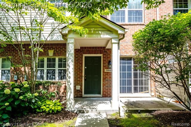 39660 Rockcrest Lane  Northville MI 48168 photo