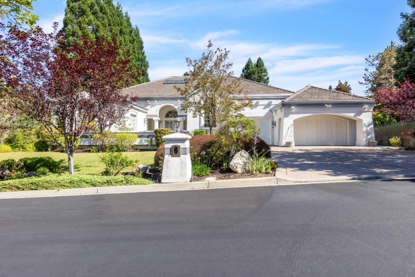 Property Photo:  4443 Deer Field Way  CA 94506 