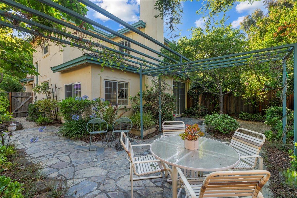 Property Photo: 4173 El Camino Real 13 CA 94306