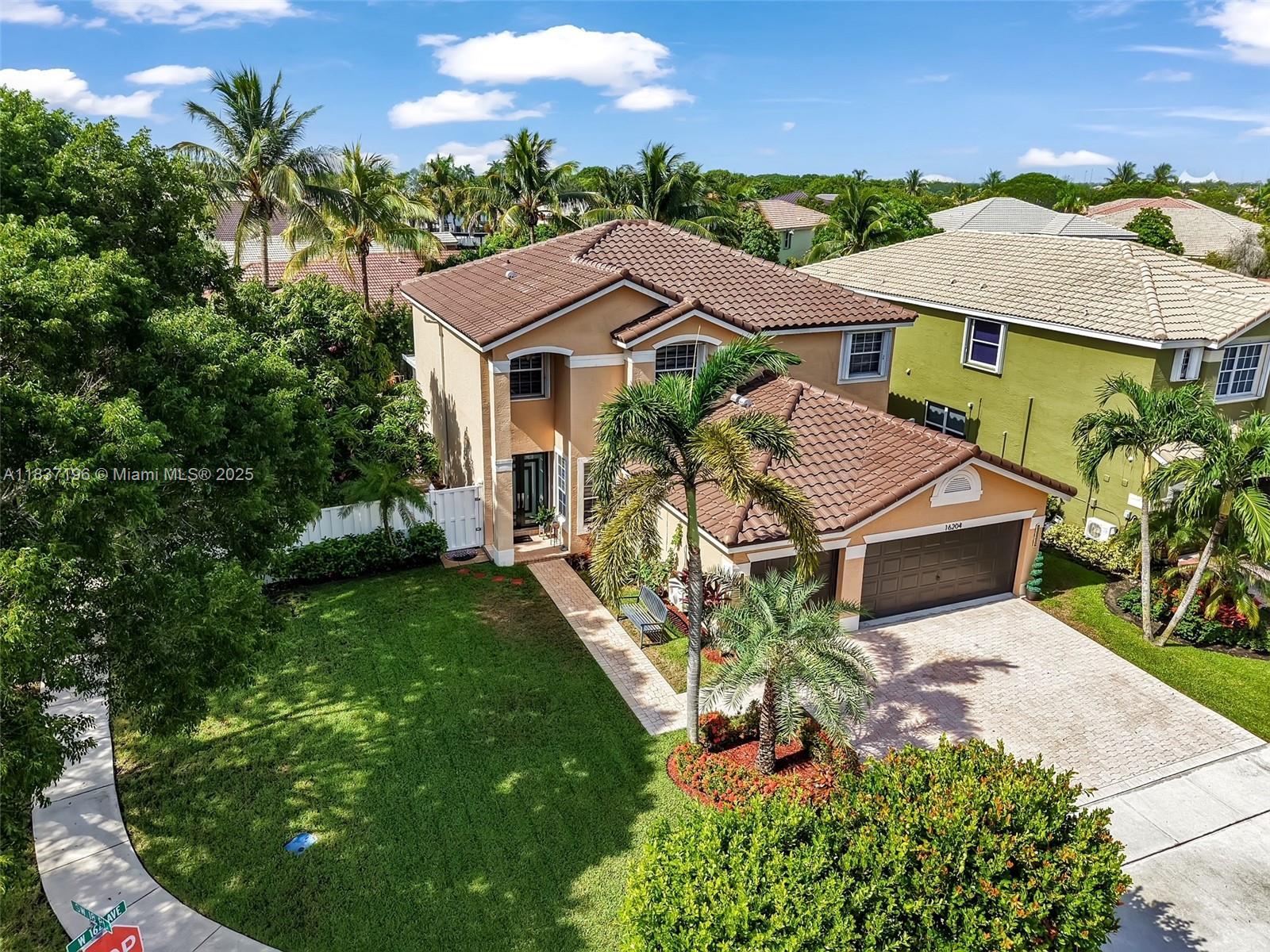 Property Photo: 16204 SW 18th Pl FL 33027