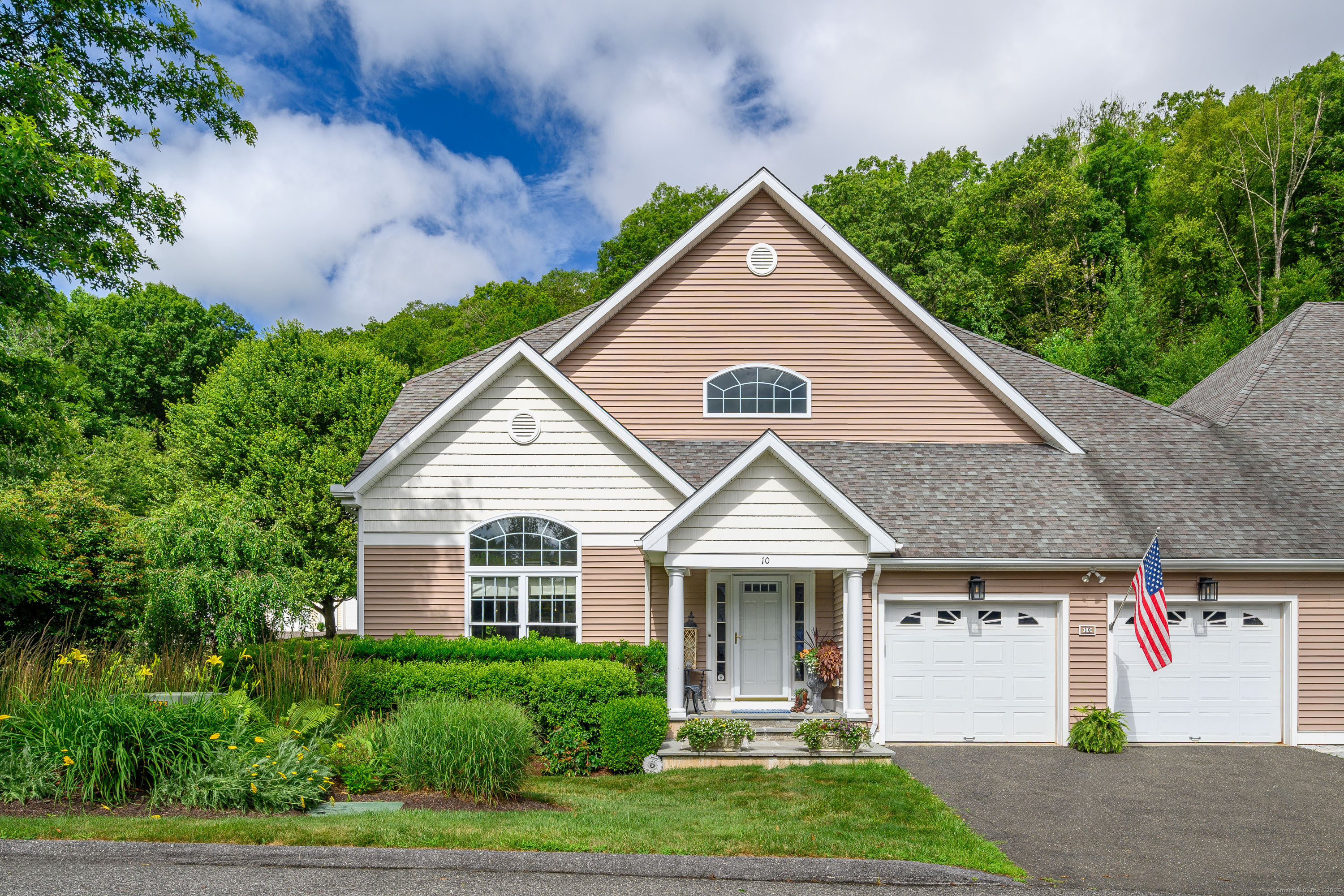 Property Photo:  10 Harmony Trail 10  CT 06776 