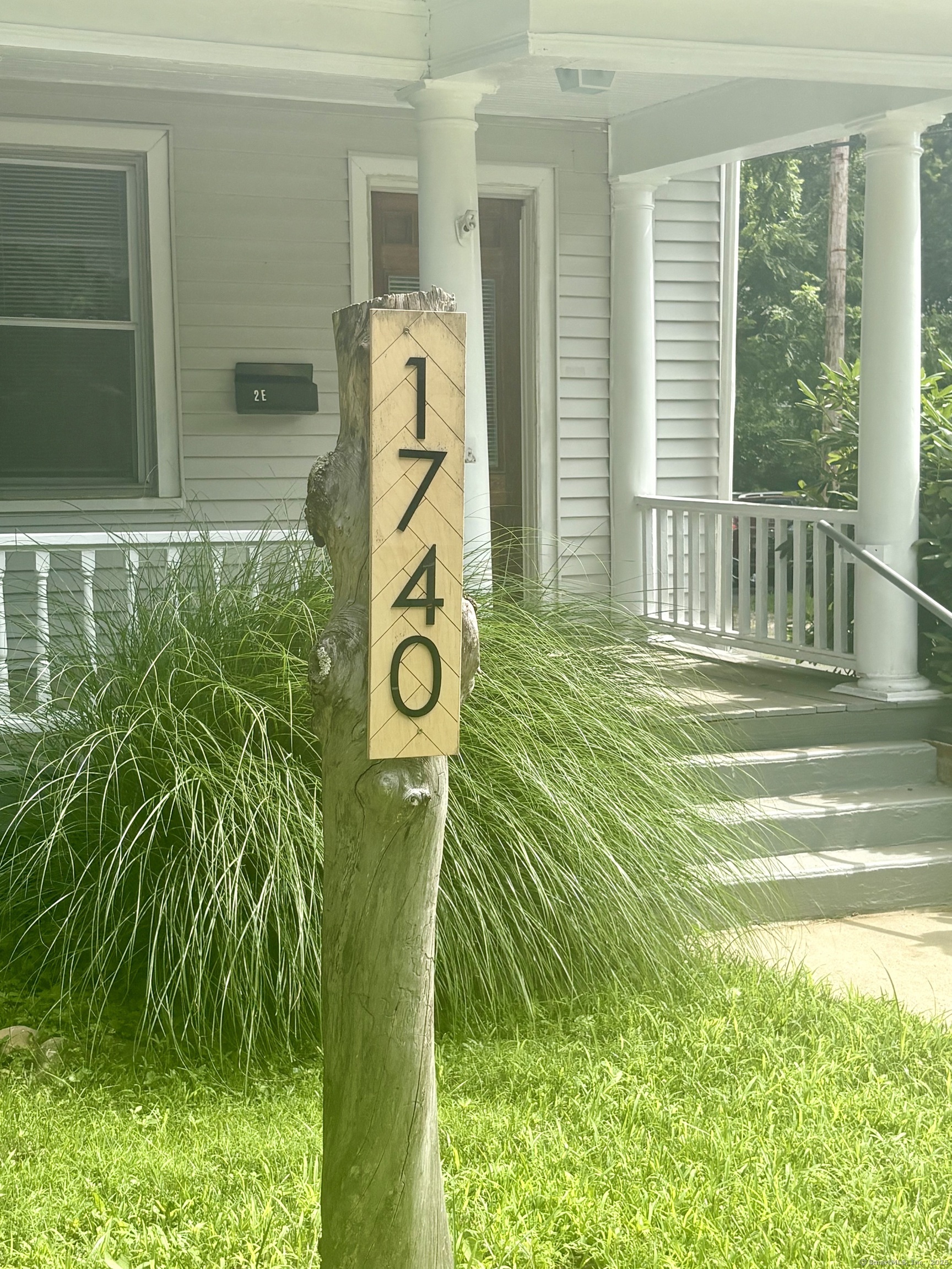 Property Photo: 1740 Farmington Avenue CT 06085