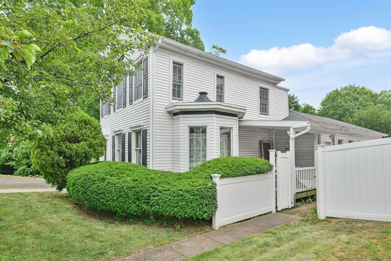 Property Photo: 355 Blake Street CT 06515