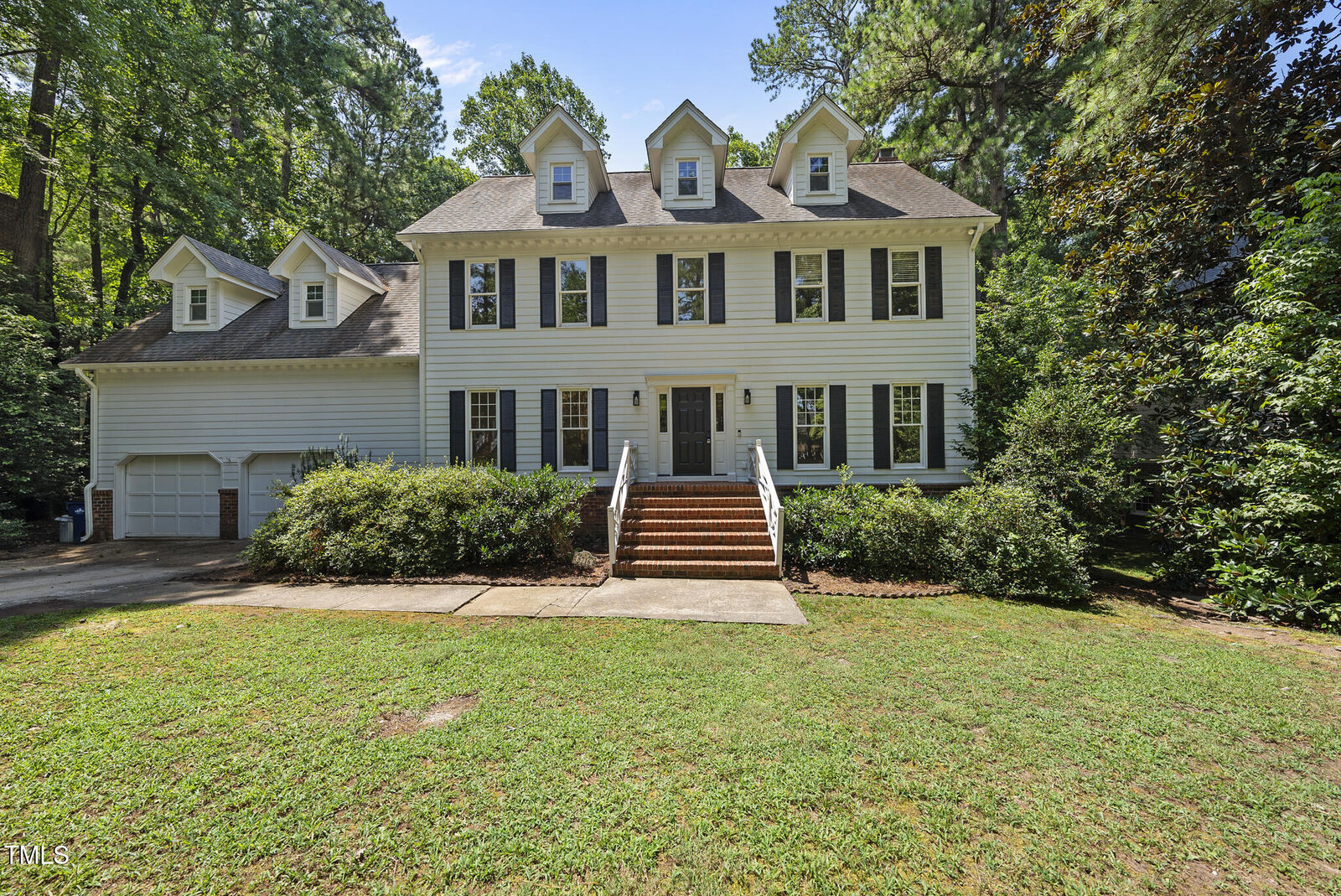Property Photo:  8716 Mourning Dove Road  NC 27615 