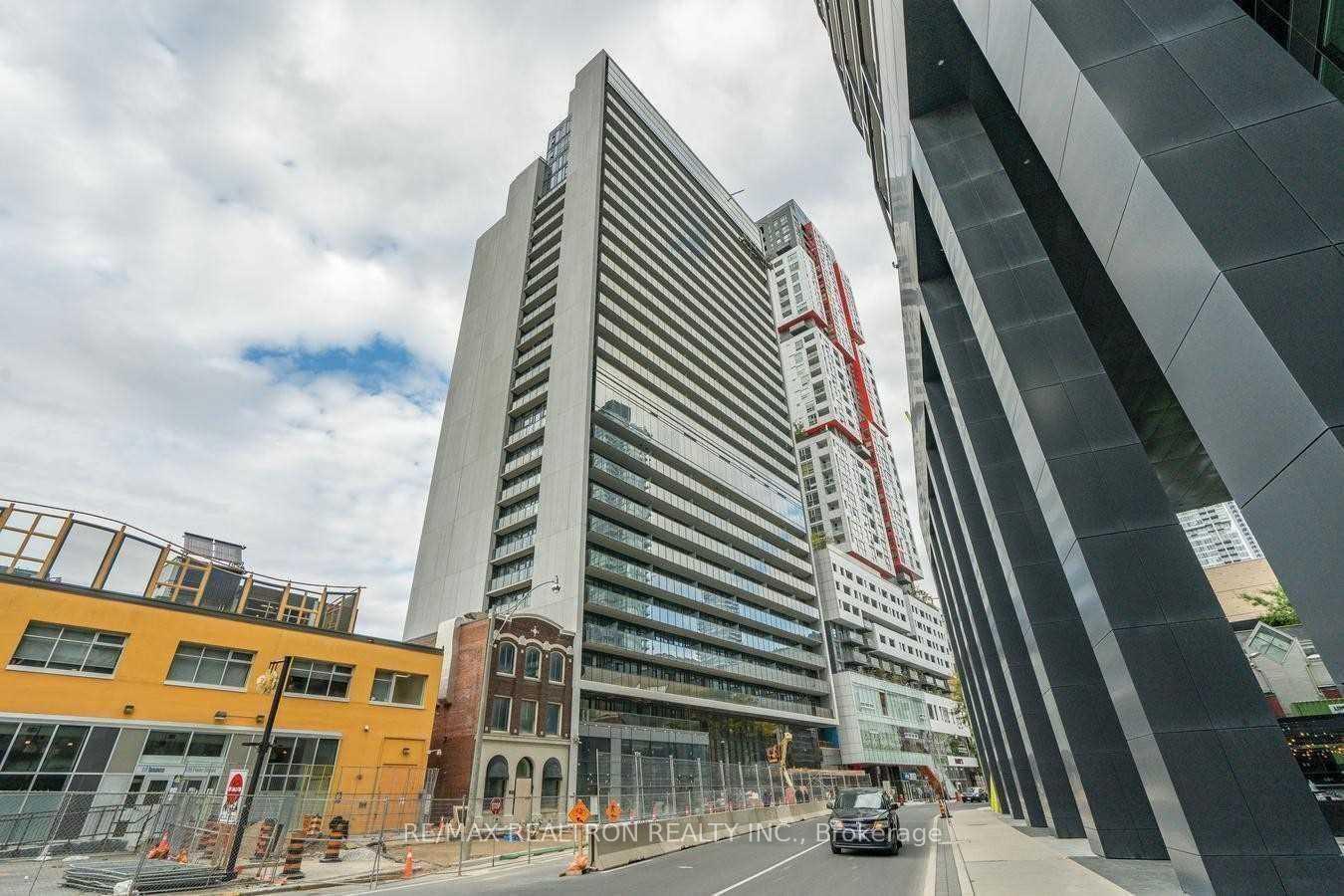 Property Photo: 330 Richmond Street 2205 ON M5V 1X2