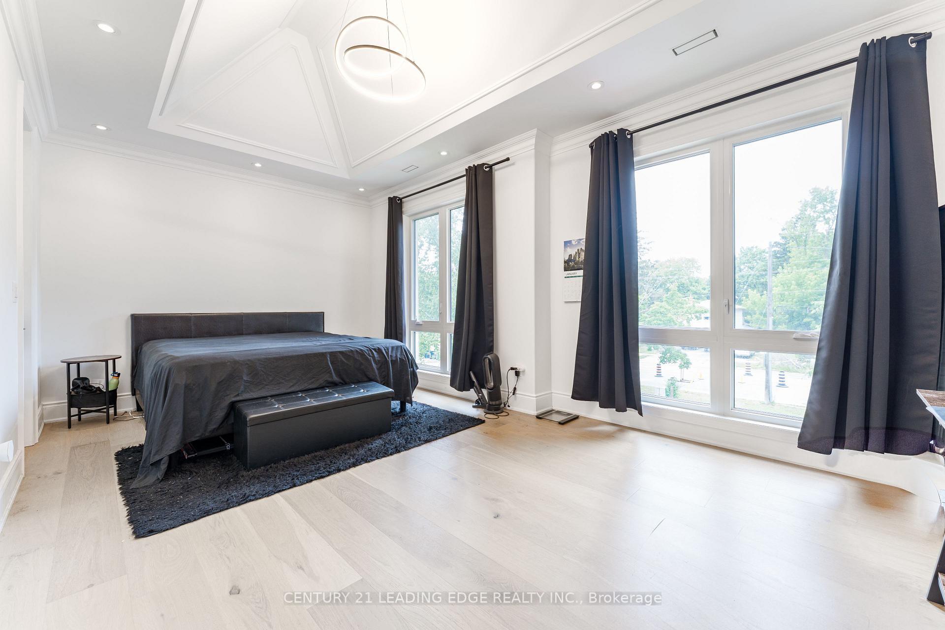 Property Photo: 3995 Ellesmere Road ON M1C 1J3